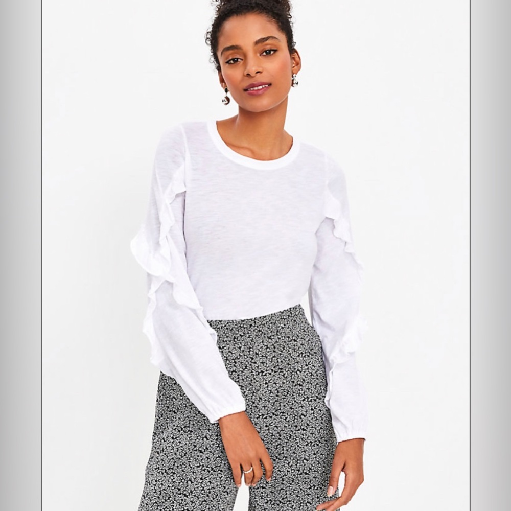 LOFT‎ NWT Ruffle Sleeve Long Sleeve Tee